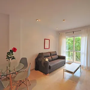https://estacion-moderno-coqueto-parking.hotelsincadiz.net